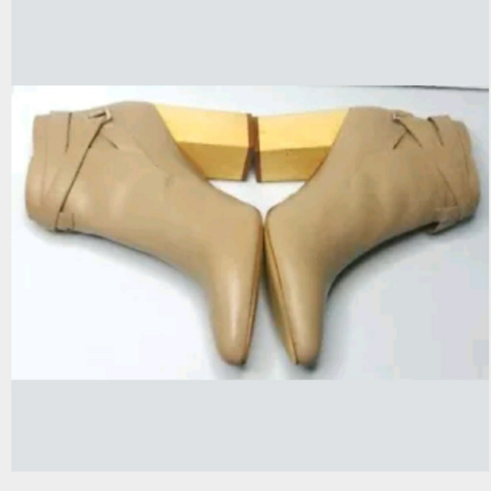ANTHROPOLOGIE Tula Booties